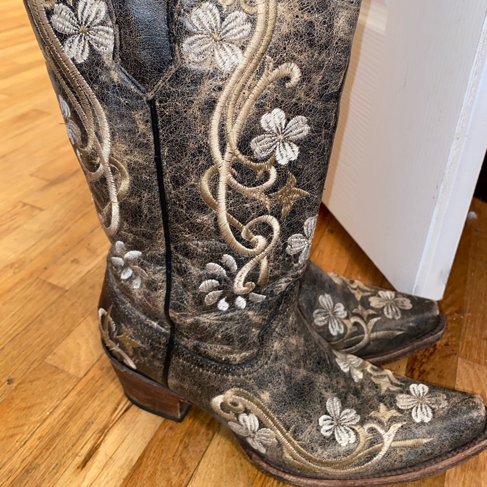 Corral Boots